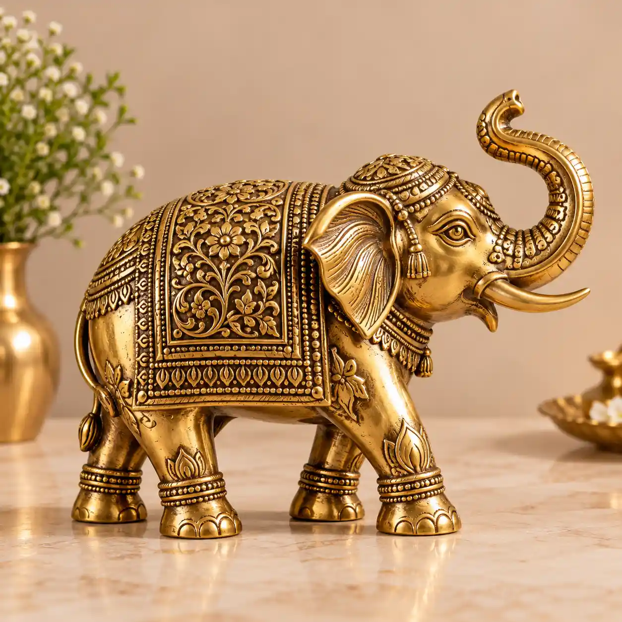 Brass and copper home decor product photography with controlled reflections