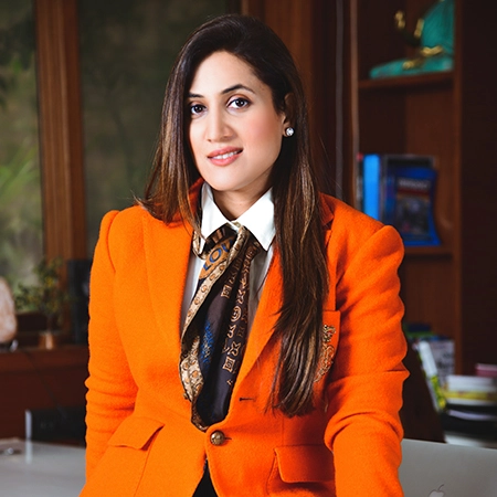  Business Headshot Photographer in Ghaziabad for Company Owner