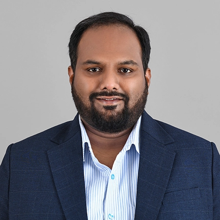  Business Headshot Photographer in Ghaziabad for Company Owner Mens Photo