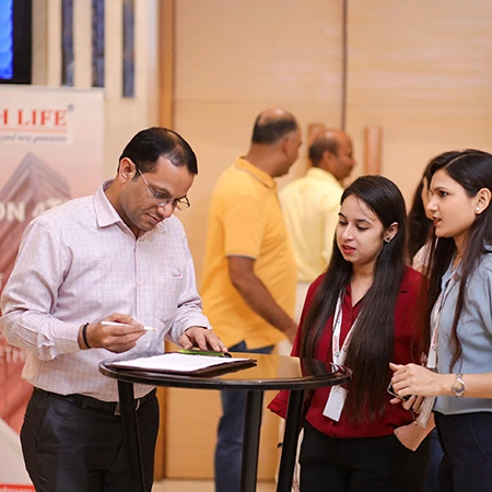  Freelance Photographer for Real Estate for High Life Event
