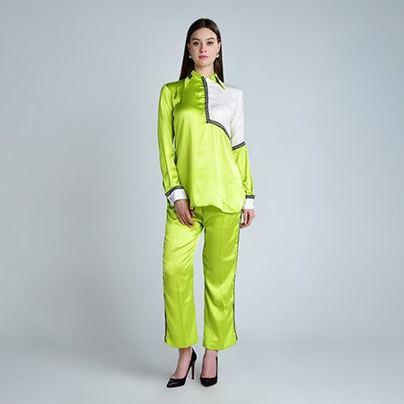  Model Photography in Delhi for Green Dress